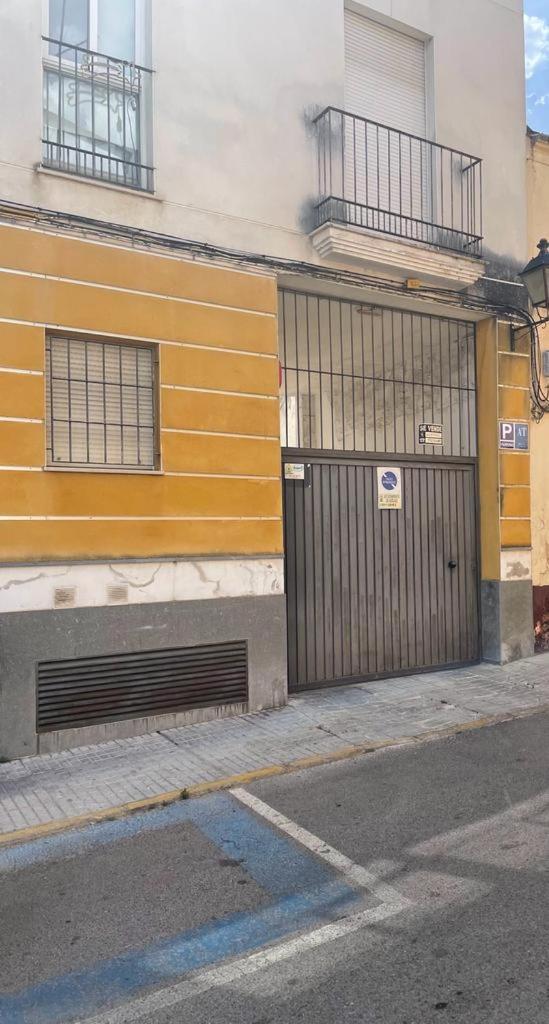 Apartamentos Bravo Murillo Con Garaje En Centro Historico Badajoz Eksteriør billede